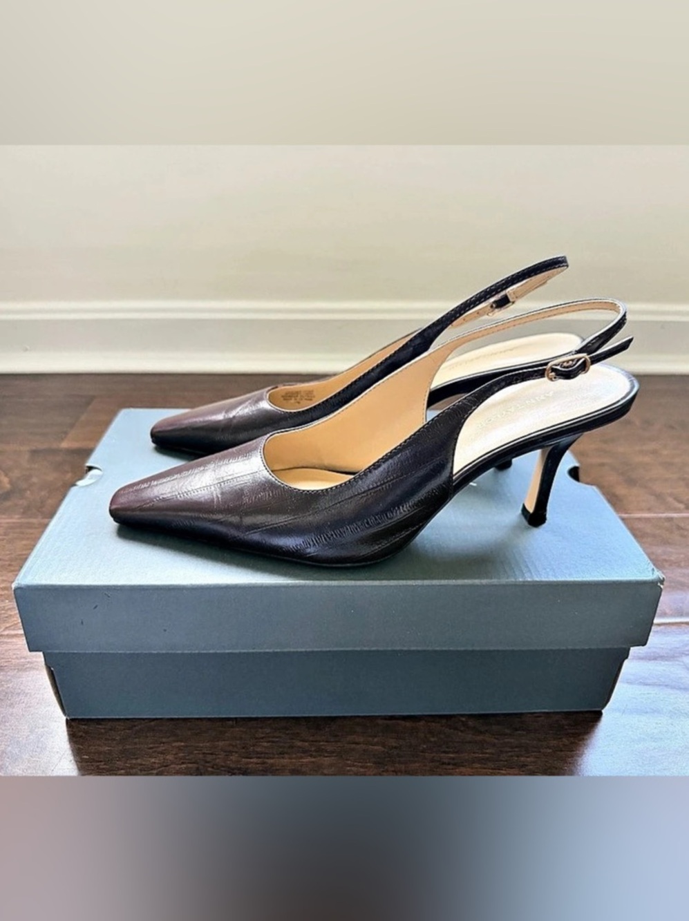 Ann Taylor Textured Slingback Pump Pumps in Dark Burgundy US 7